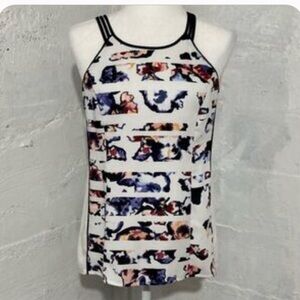 White House black market shirt